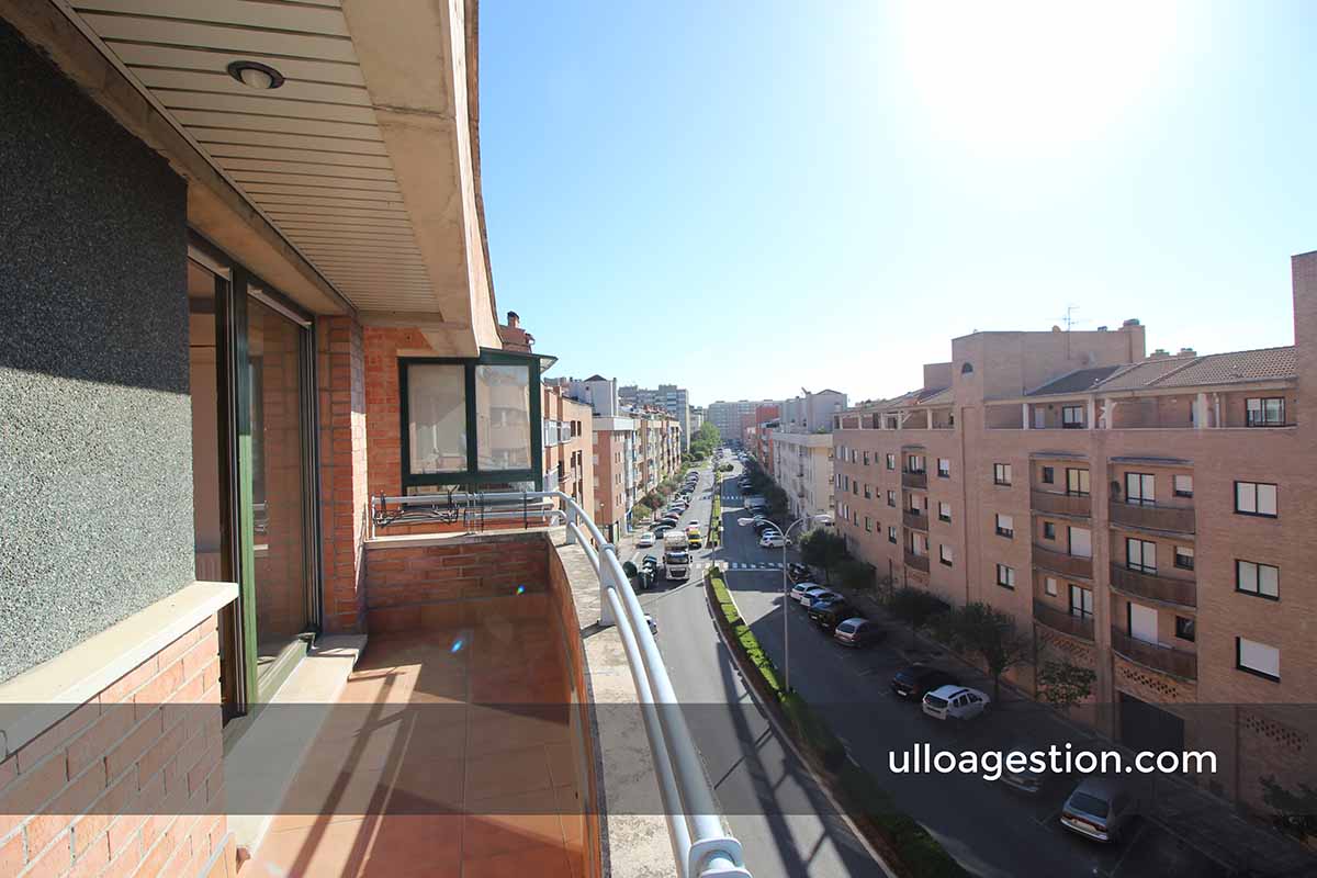 Noain Piso Terraza