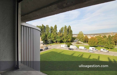 Vivienda Mutilva tres dormitorios terraza