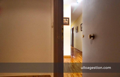 Vivienda Mutilva tres dormitorios terraza