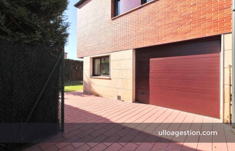 Alquiler chalet adosado urbanización Itaroa